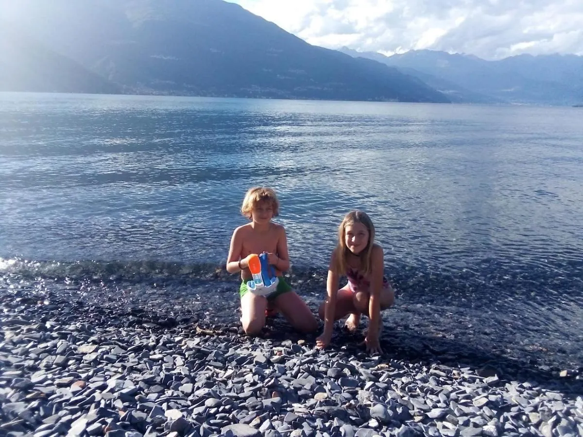 Varenna Wonders, Villa con barbecue e piscina comoda per 13 ospiti Perledo Italia