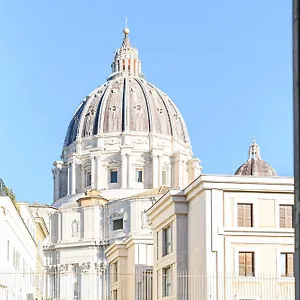 Stazione Vaticana 5 , Roma Italia